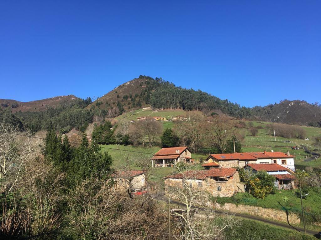 La Vierta Casa Rural Agroturismo Ribadesella Esterno foto